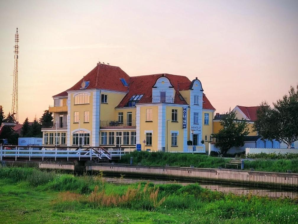 Badehotellet Grenaa Strand Esterno foto