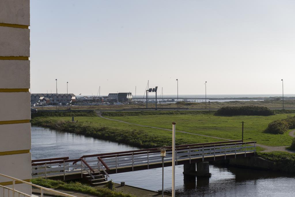 Badehotellet Grenaa Strand Esterno foto